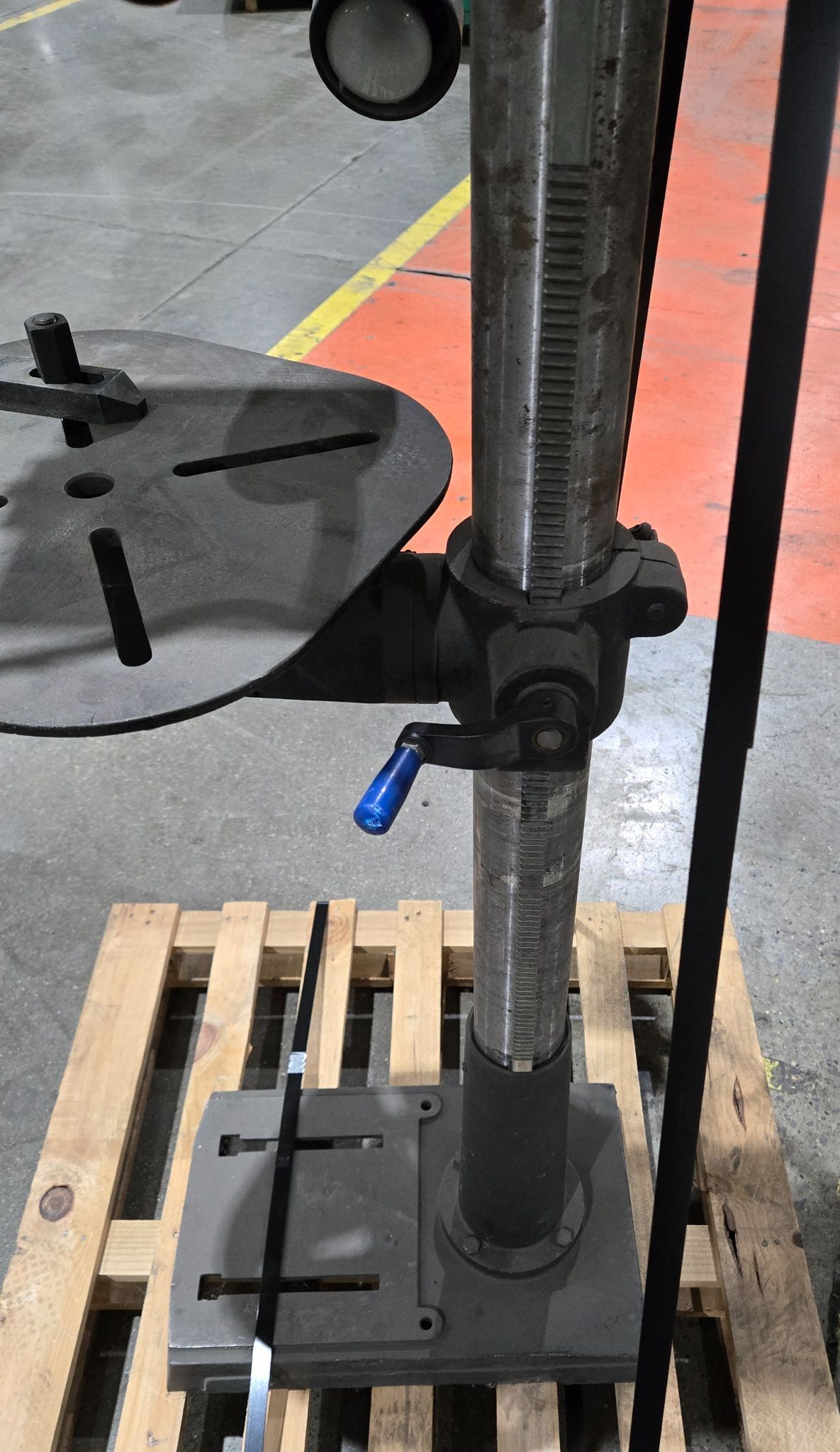 DELTA DP400 DRILL PRESS 3/4 HP 1720 RPM USED 5