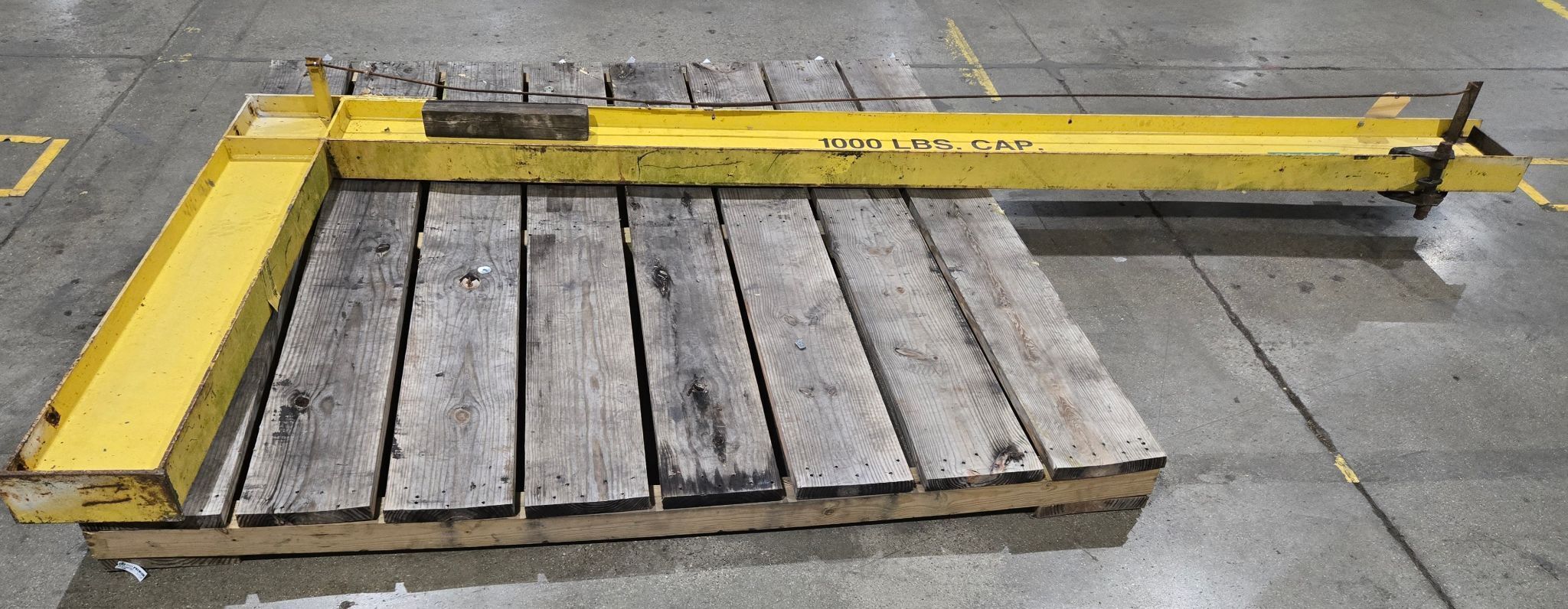 1/2 TON WALL MOUNTED JIB CRANE USED 0