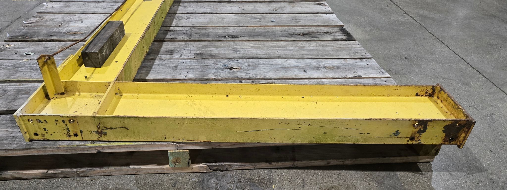 1/2 TON WALL MOUNTED JIB CRANE USED 2