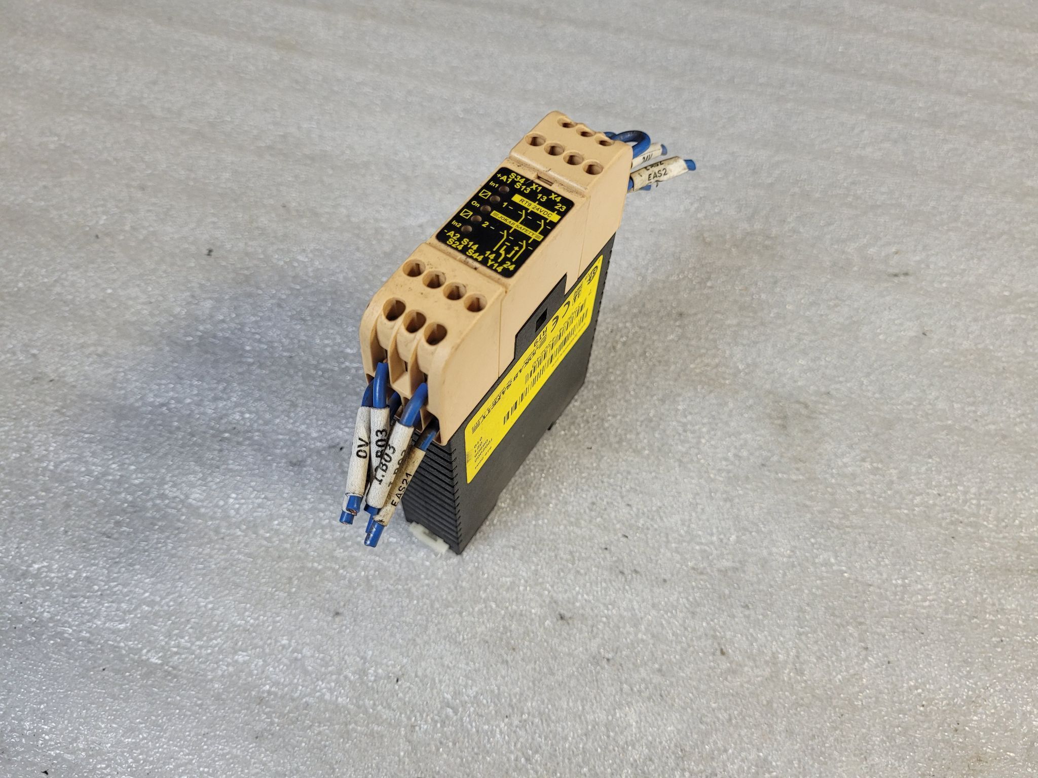 JOKAB SAFETY RT9 Safety Relay 24VDC USED 0