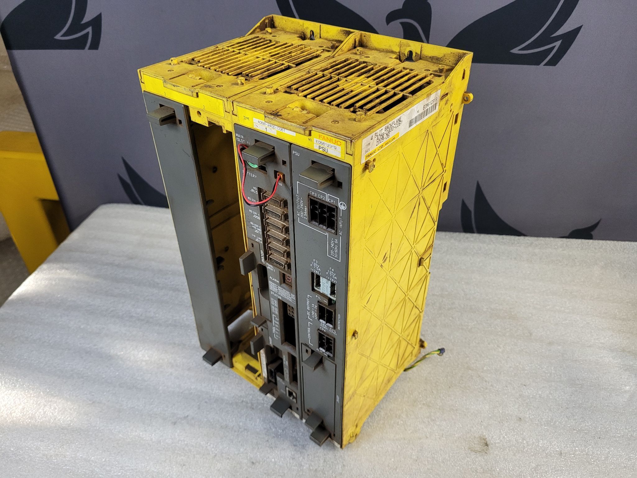 FANUC A05B-2400-C061 W/ A16B-3200-0412 + A16B-2203-0370 Controller USED 0
