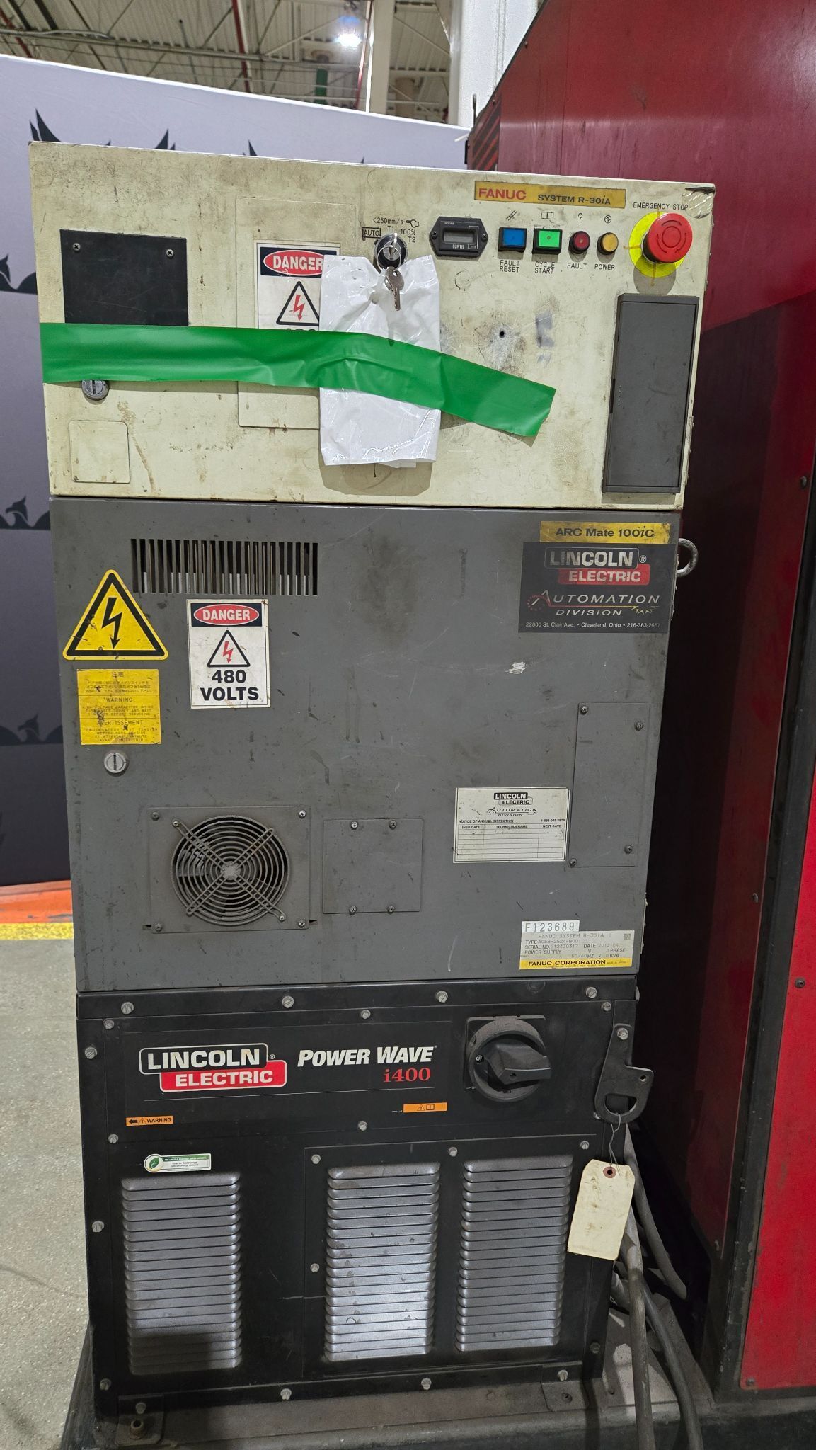 Lincoln Electric SYSTEM 30 Weld Cell w/ Fanuc Robot and Controls USED - AS-IS 4