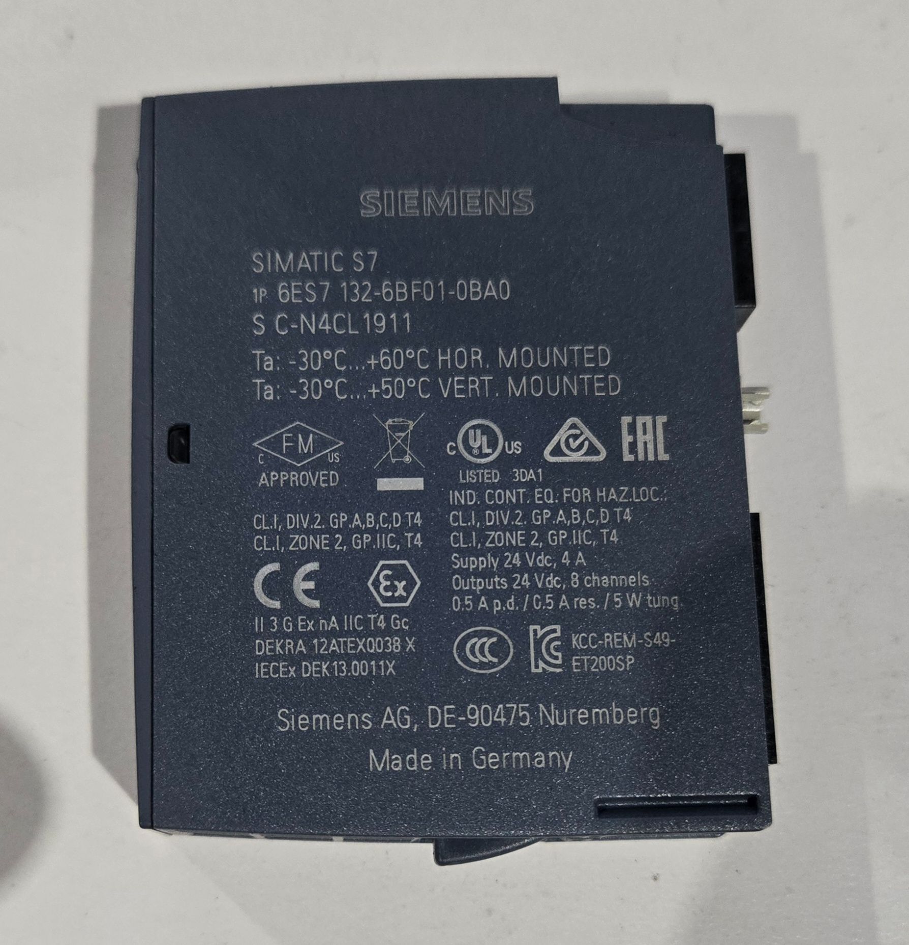 SIEMENS 6ES7 132-6BF01-0BA0 I/O MODULE USED 1