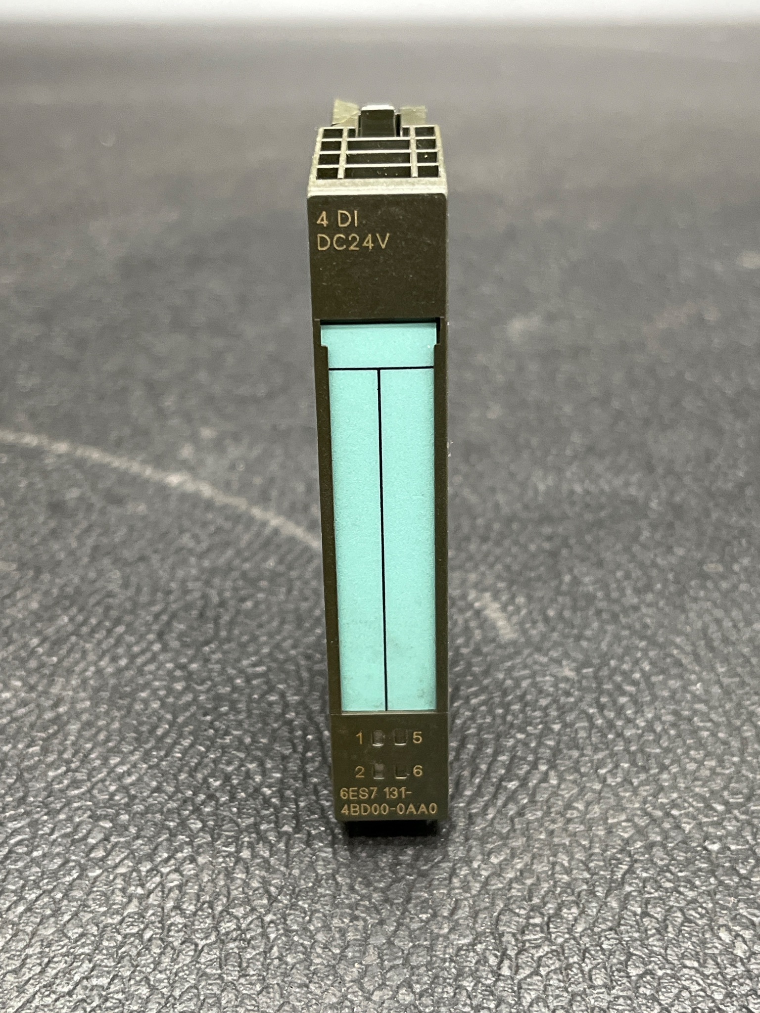 SIEMENS 6ES7 131-4BD00-0AA0 Digital Input Module USED 1