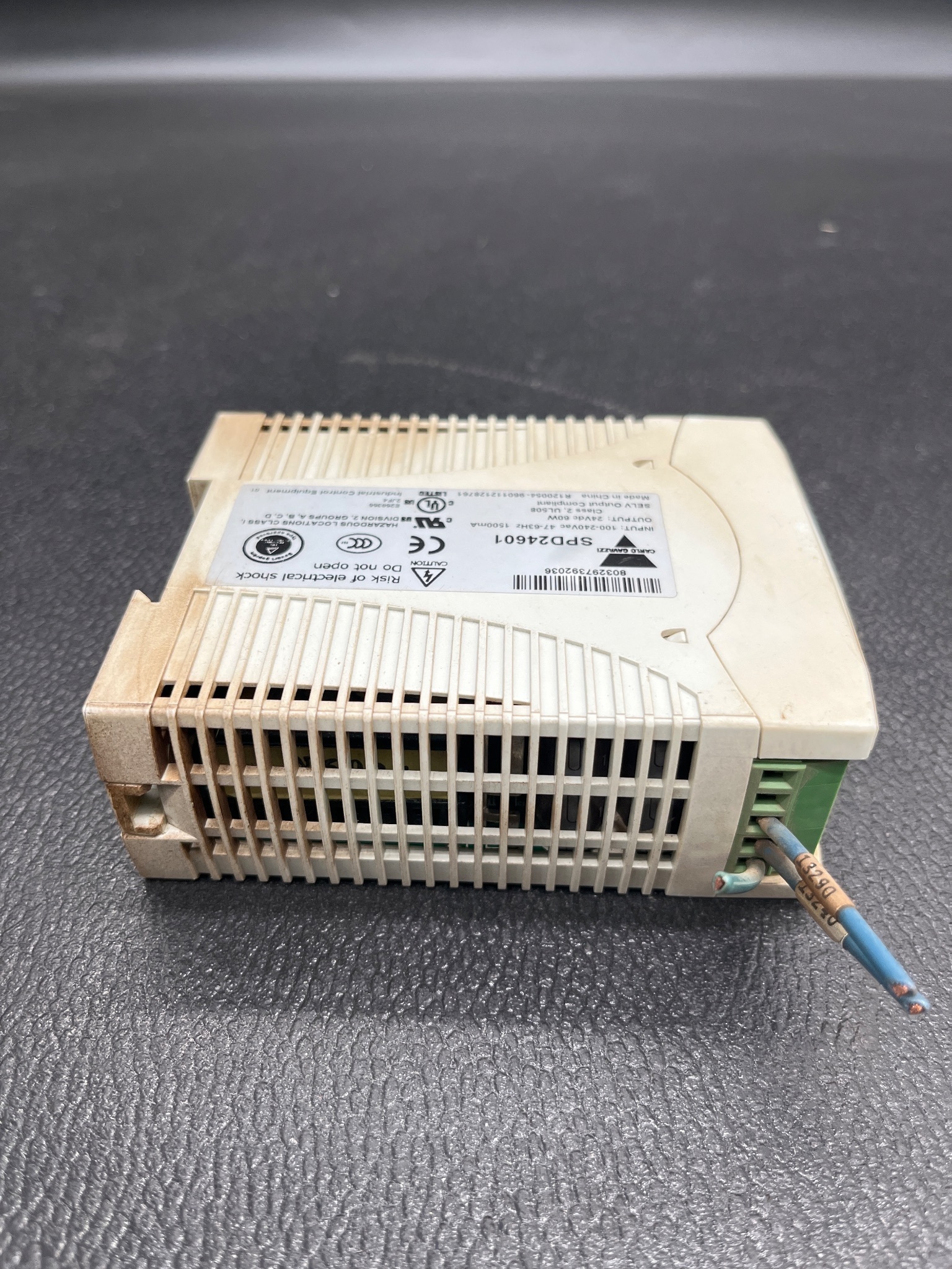 CARLO GAVAZZI SPD24601 Power Supply USED 3