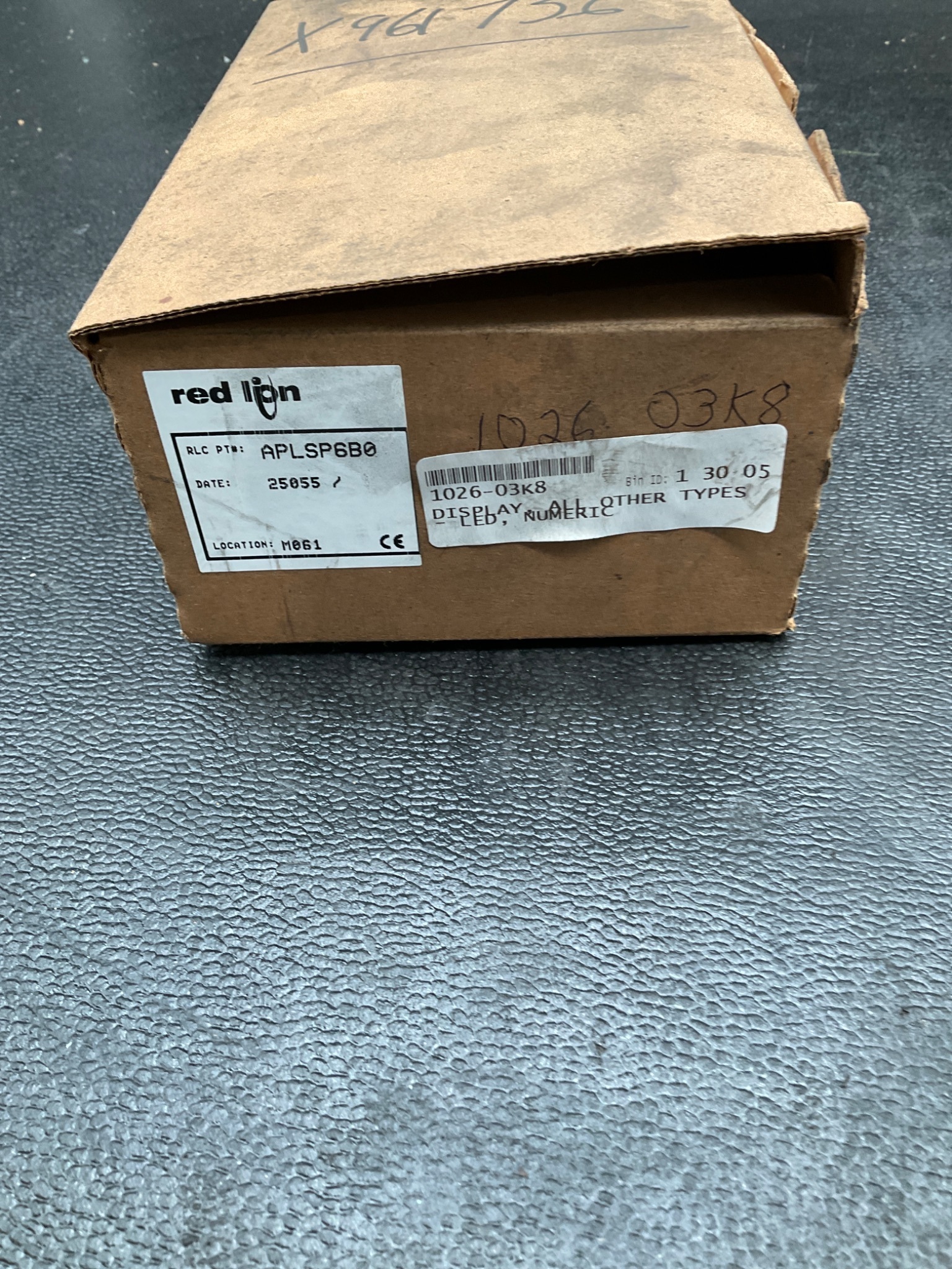 RED LION APLSP6B0 PANEL METER NEW 4