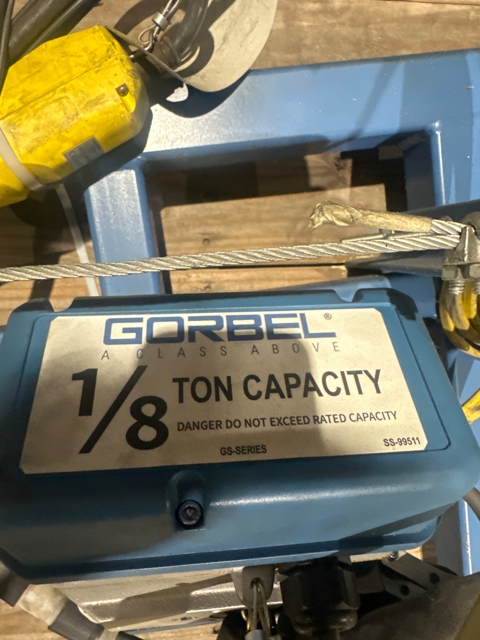 GORBEL SS-99003 JIB CRANE 250 LB CAPACITY USED 4