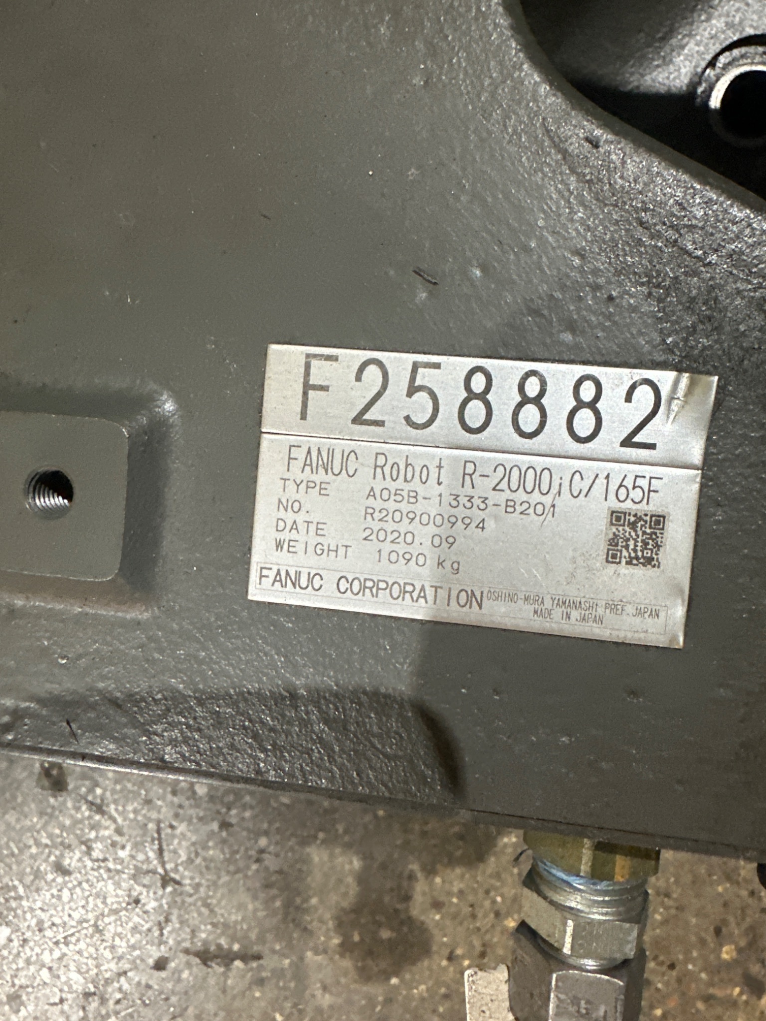 FANUC R-2000IC 165F ROBOT ARM ONLY USED 7