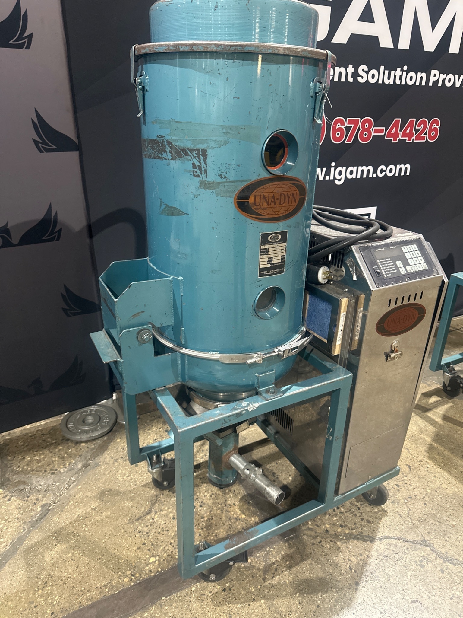 UNA-DYN UDC-30 Auto Mini-Dryer w/ 100# Modular Hopper USED 2