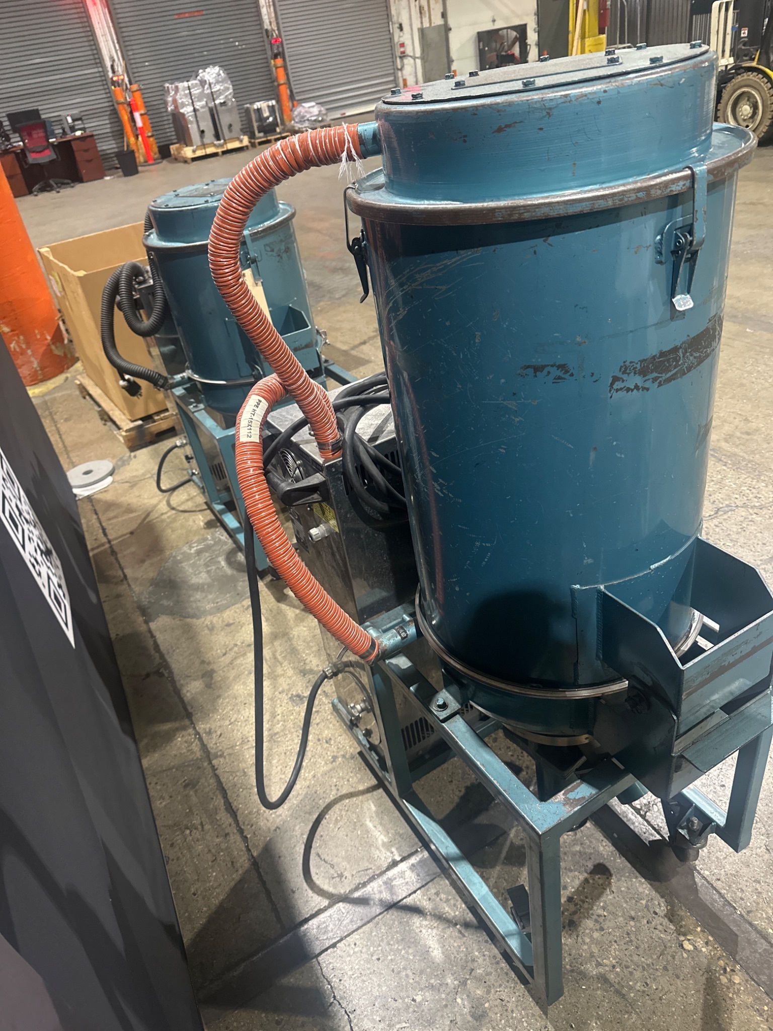 UNA-DYN UDC-30 Auto Mini-Dryer w/ 100# Modular Hopper USED 4