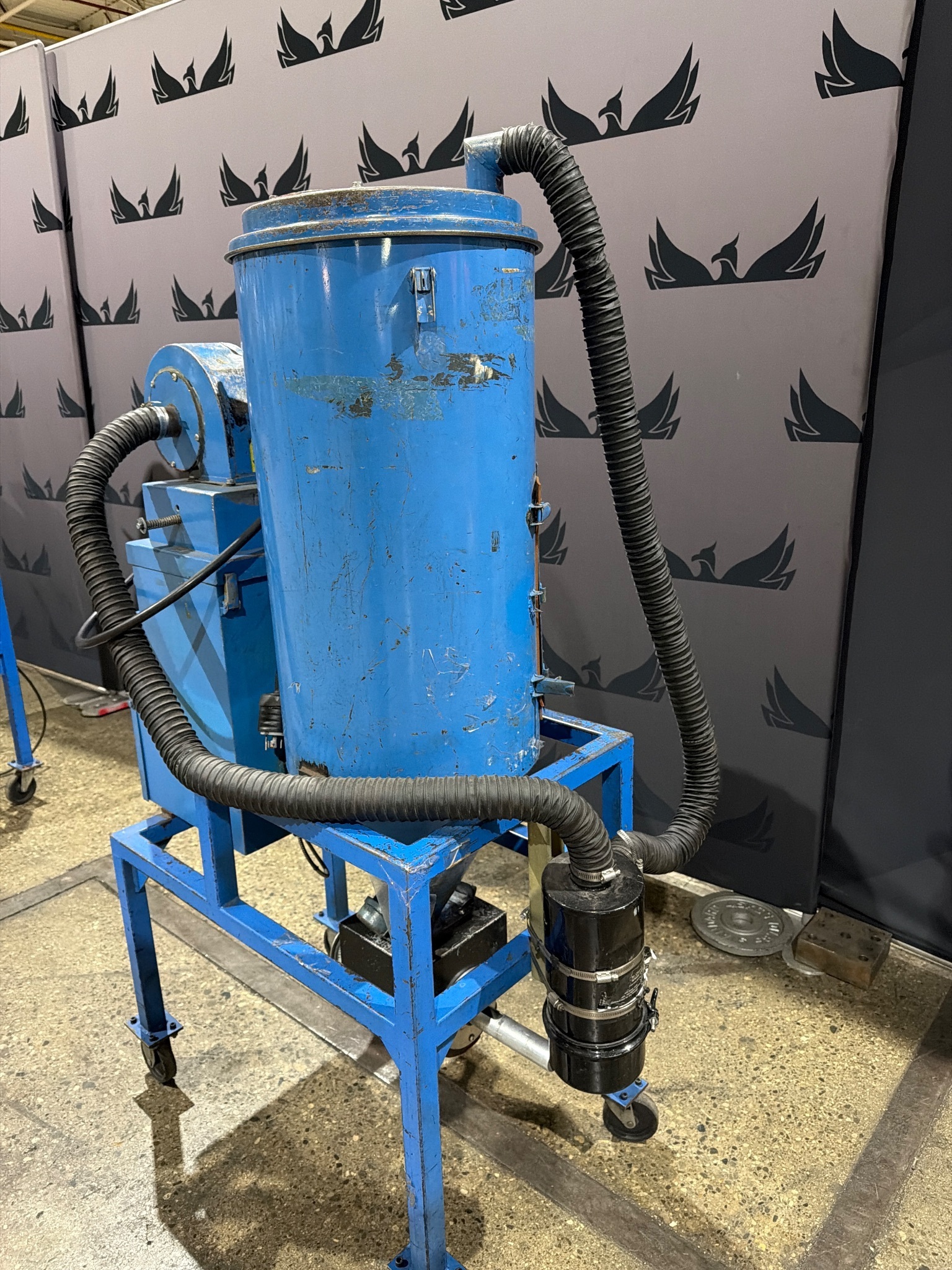 NOVATEC MD-25 Desiccant Dryer w/ 100lb Hopper USED 2