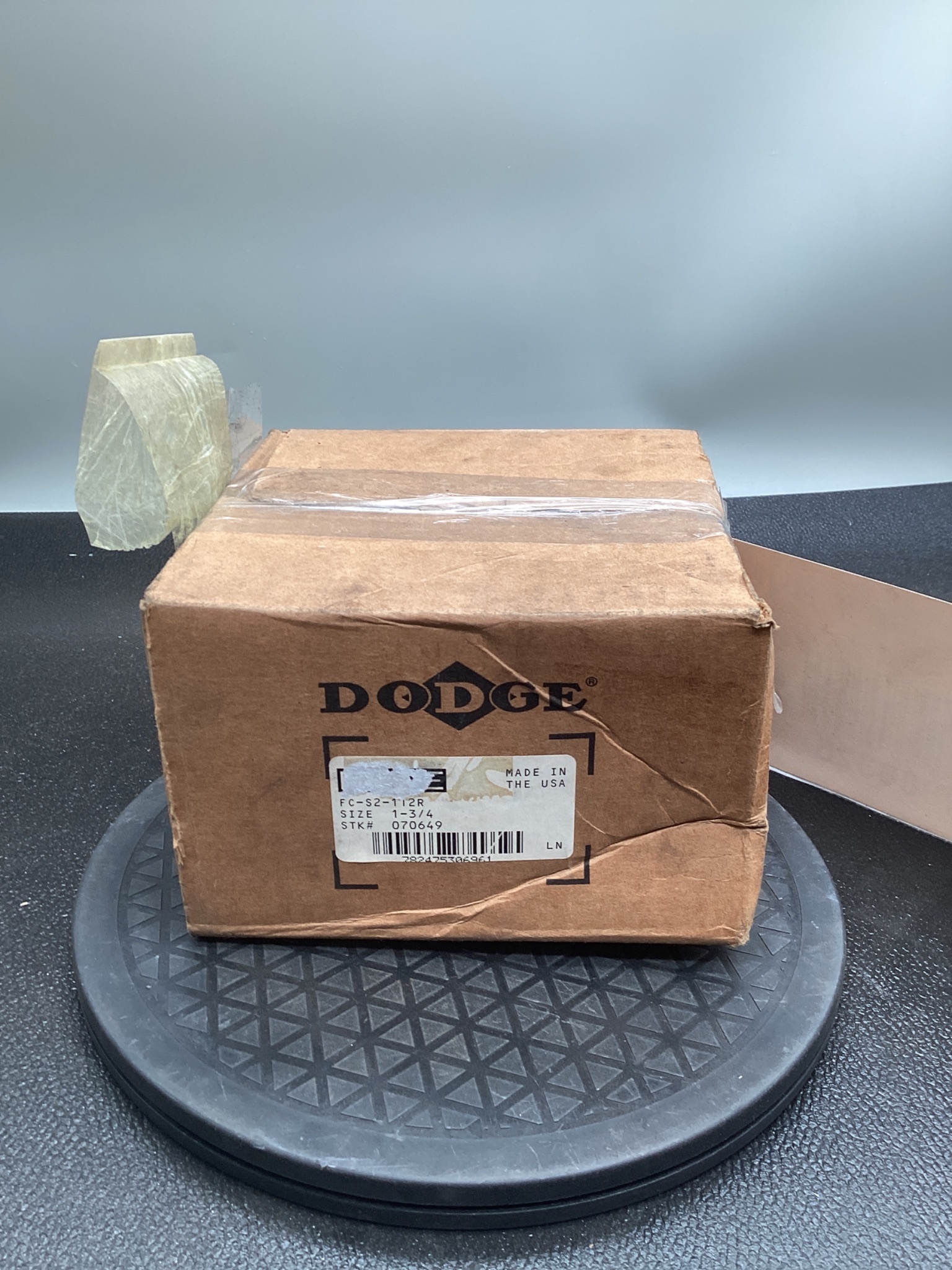 DODGE FC-S2-112R Piloted Flange Roller Bearing 1-3/4" Bore Cast Iron NEW 1