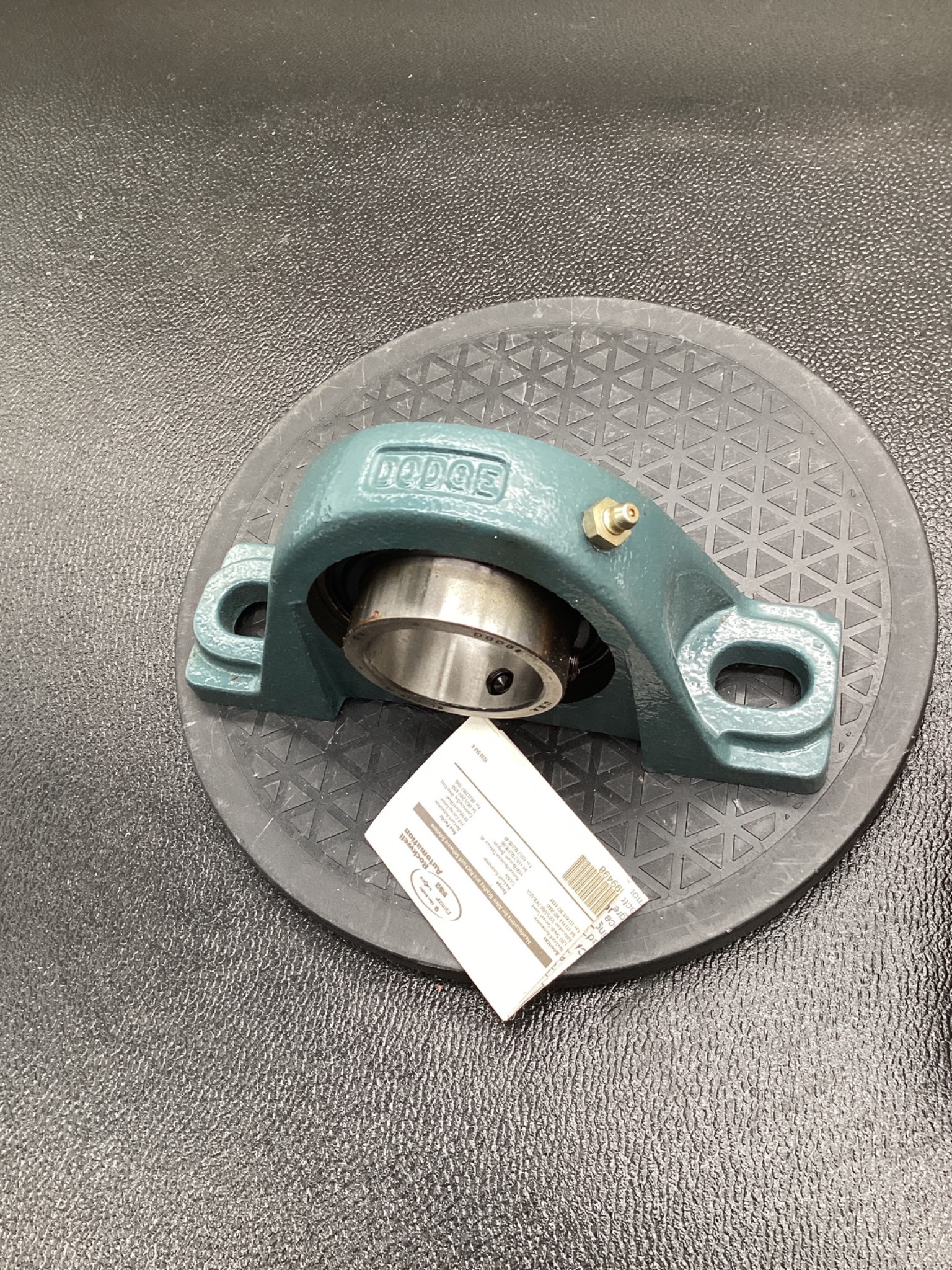 DODGE P2B-SC-115 1-15/16" Pillow Block Bearing 2-Bolt Cast Iron NEW 4