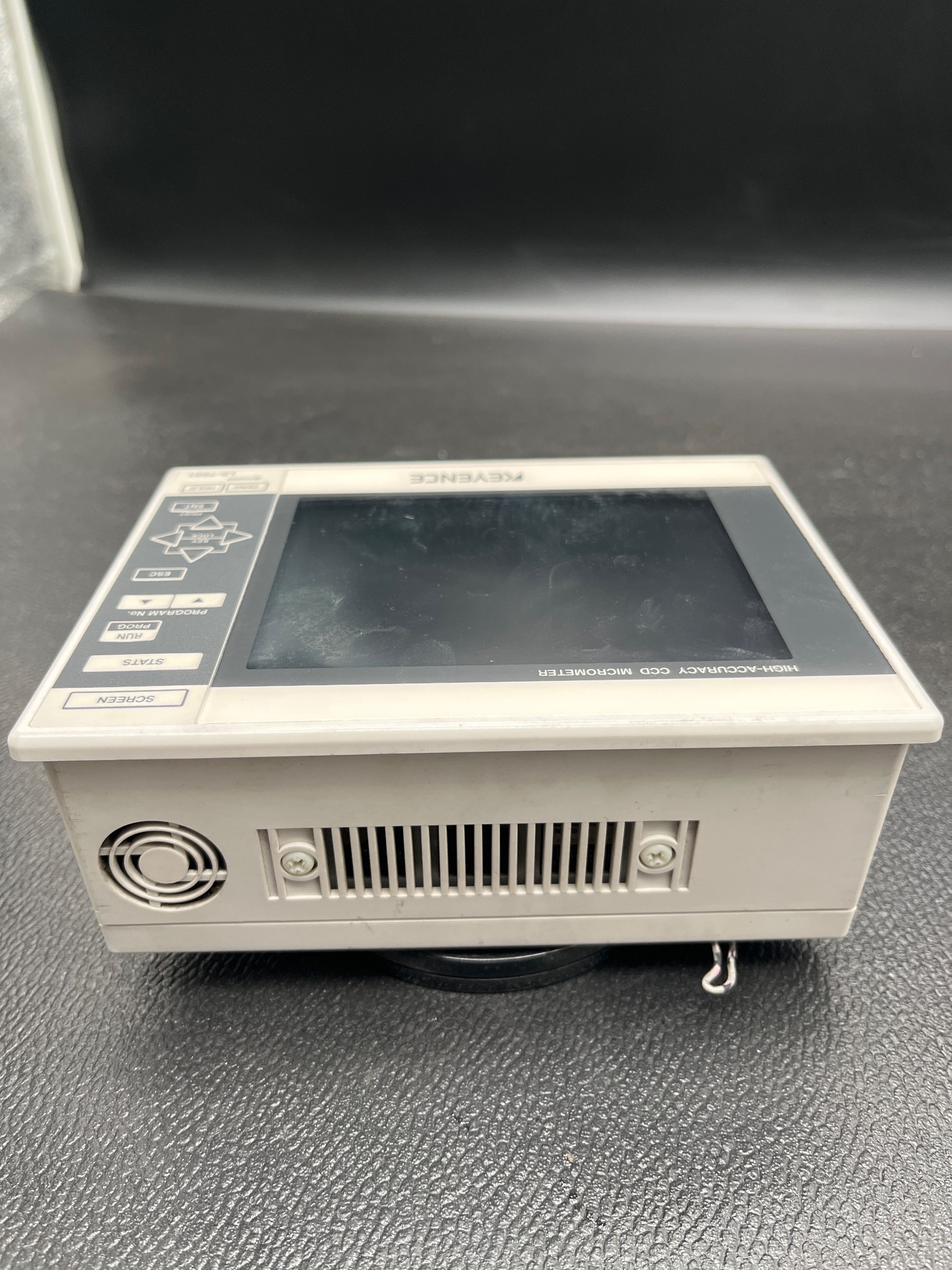 KEYENCE LS-7601 High Accuracy CCD Micrometer USED 2