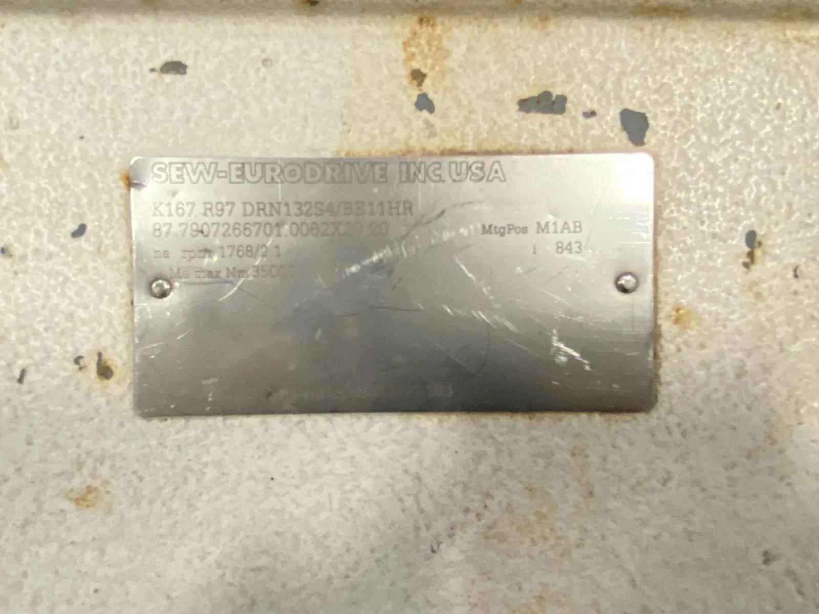 SEW-EURODRIVE INC K167 R97 DRN132S4/BE11HR GEARMOTOR USED - Image 4