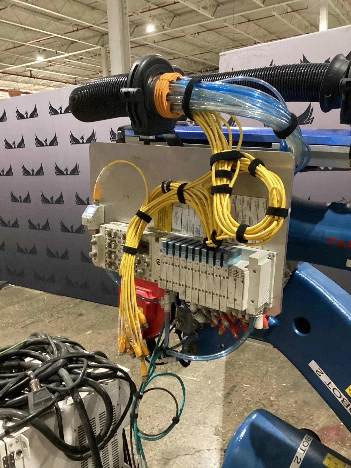 Fanuc R-2000iC/210F Complete with R-30iB Plus Controller USED - Image 4