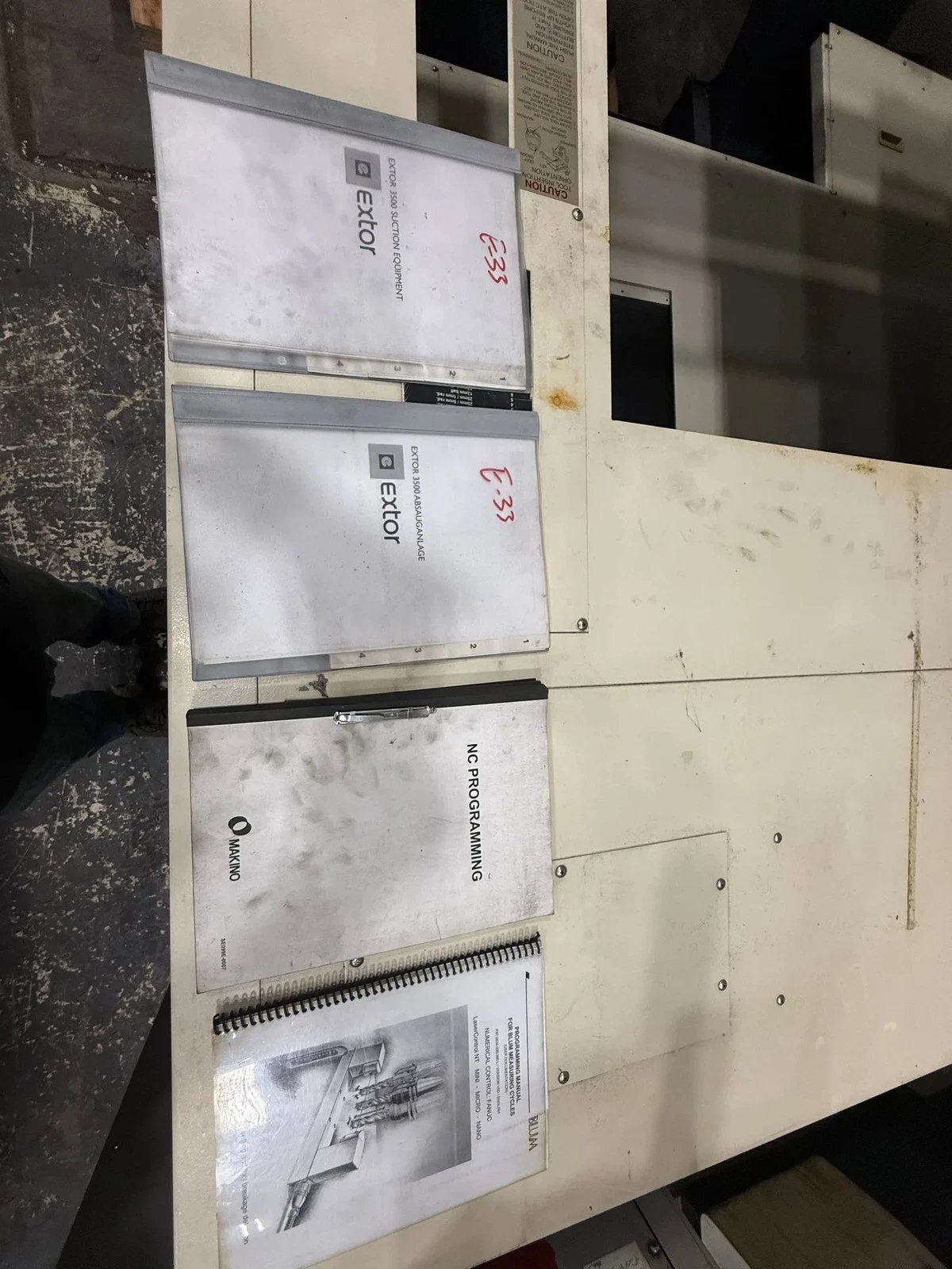 MAKINO E33 GRAPHITE VERTICAL MACHINING CENTER - Image 11
