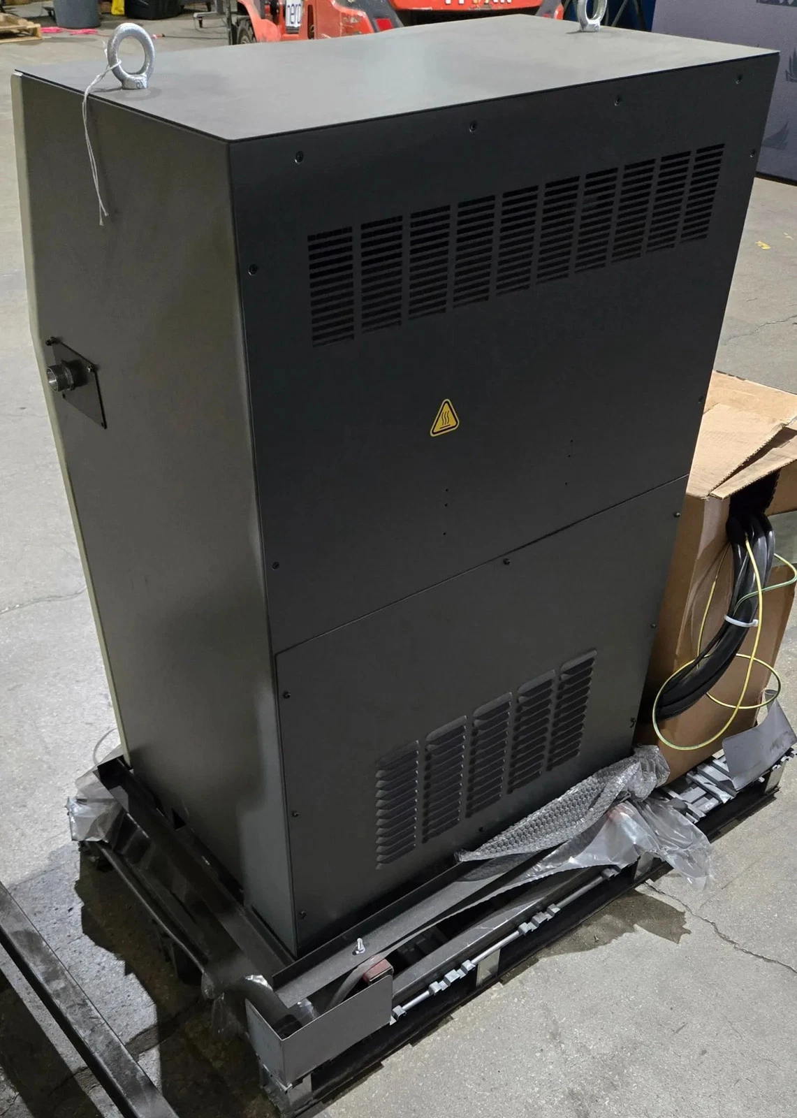 FANUC M-900iB/700 Complete with R-30iB Plus Controller NEW - Image 11
